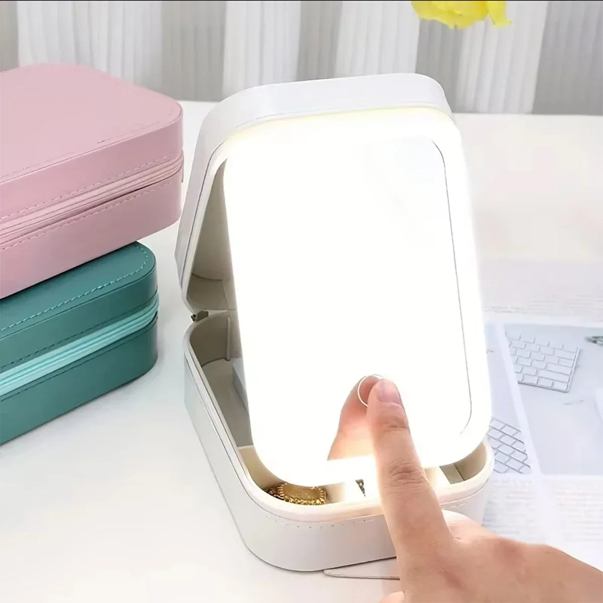 Trousse de maquillage éclairée par LED avec séparateurs réglables – Étui à cosmétiques de voyage portable, rechargeable par USB