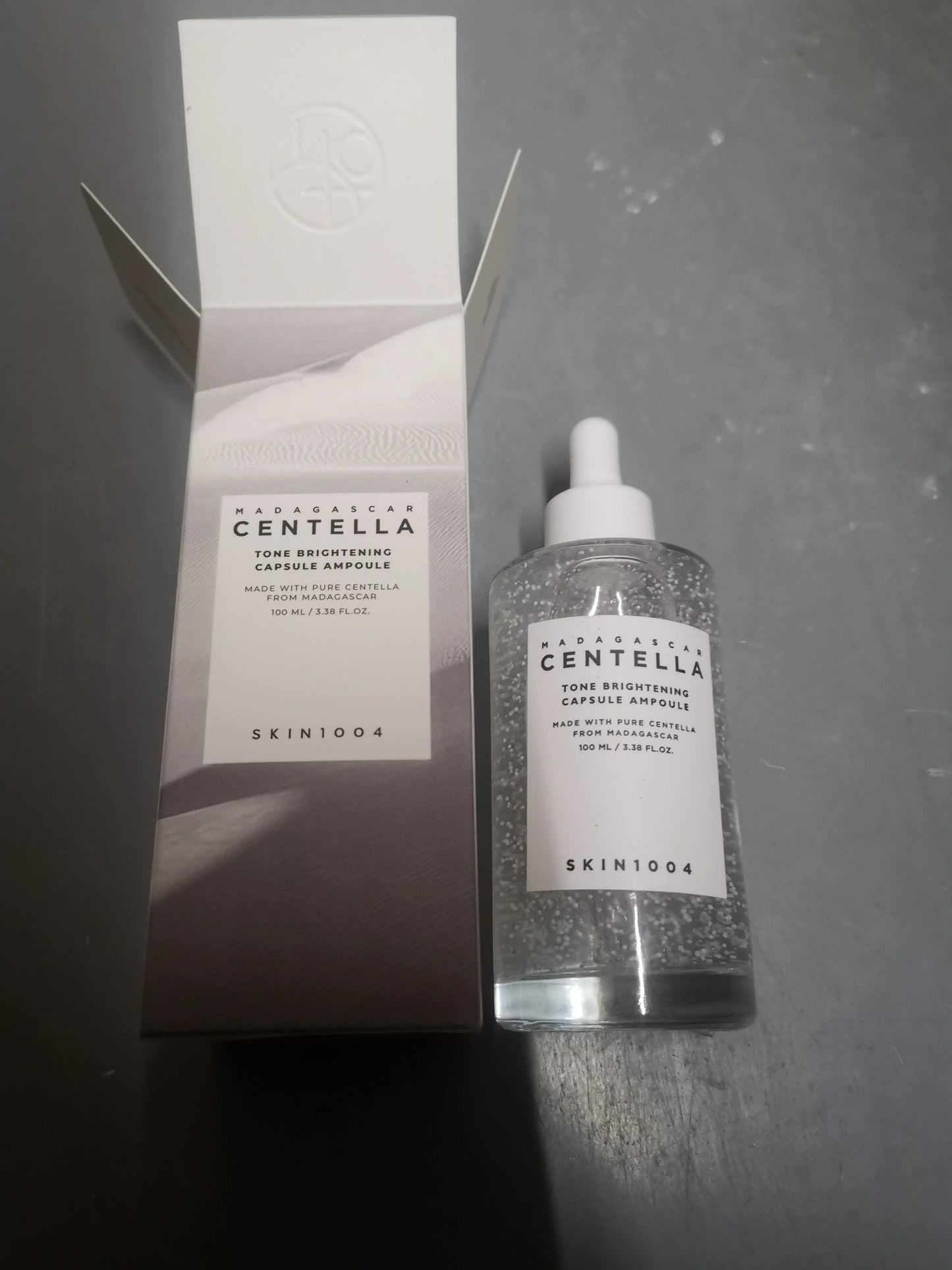 Sérum Coréen Centella – Anti-acné & Éclat,