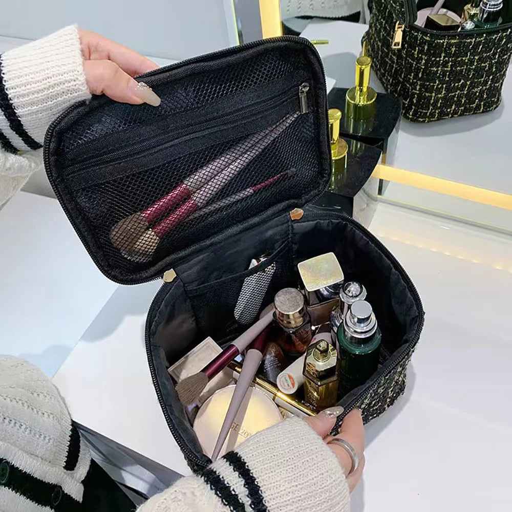 Grande capacité nouvelle sortie Portable haute valeur sac cosmétique trousse de toilette sac de rangement sac à main Simple et pratique nouveau style